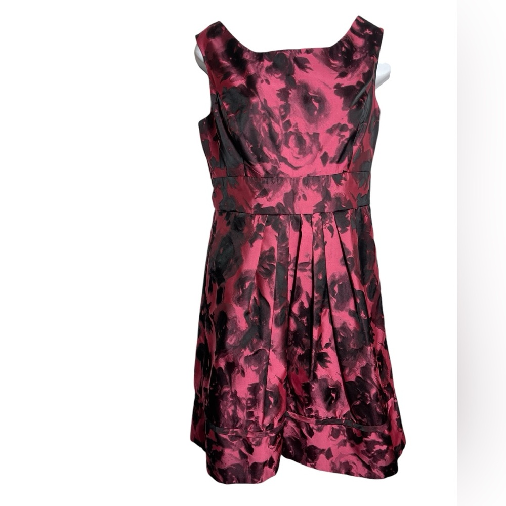 Eliza J dress size 10 petite bright pink & black Jaquard Fit & Flare dress 🖤🩷 - Picture 3 of 11